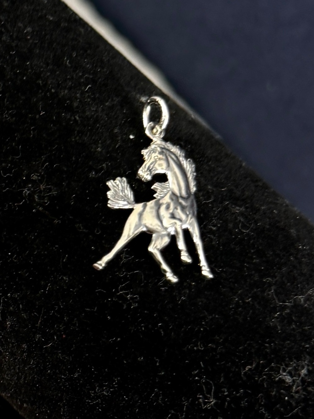 JAMES AVERY Sterling Silver Spirited Mustang Running Gallop Horse Charm; RETIRED